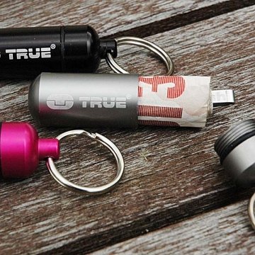 True Utility TU 241P CashStash Kumbaralı Anahtarlık Pembe