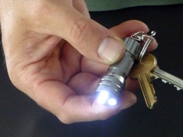 True Utility TU 283 MicroLite LED Fenerli Anahtarlık