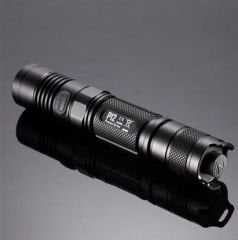 NITECORE P12 950 LUMEN EL FENERI(1X18650)