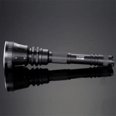 NITECORE MH40 900 LUMEN EL FENERI (2X18650)