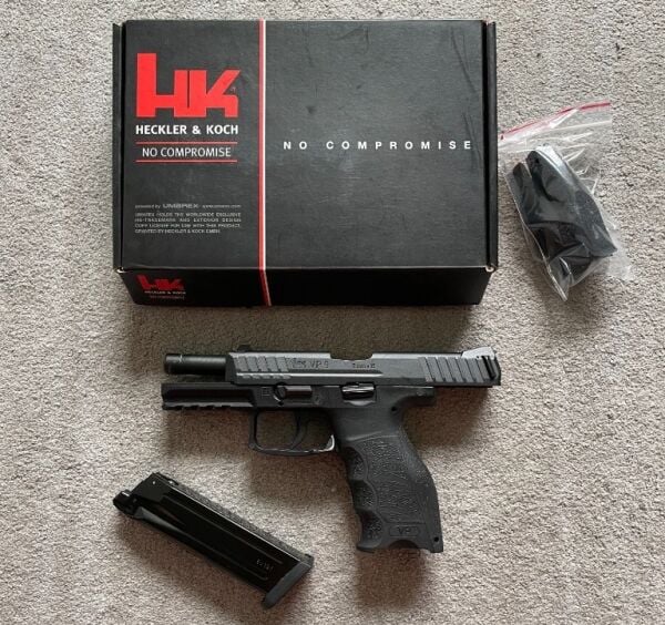UMAREX Heckler & Koch VP9 GBB Airsoft Tabanca Siyah