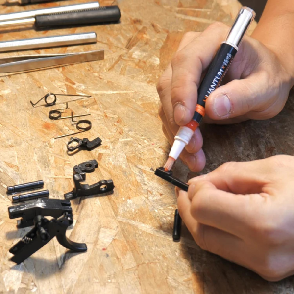 4UANTUM PERFORMANCE LUBRICANT