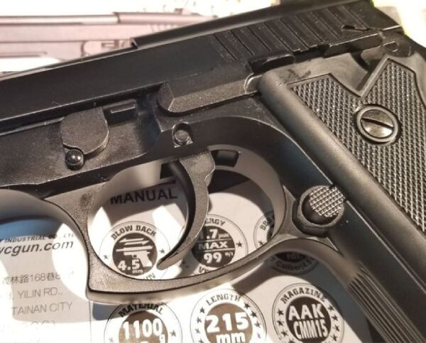 KWC Beretta PT92 (KMB15AHN) 4.5MM Havalı Tabanca