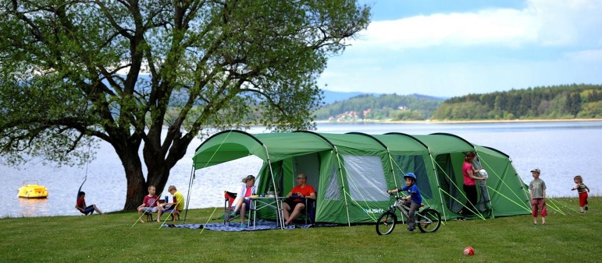 HUSKY CARAVAN YESIL 22 M² CADIR