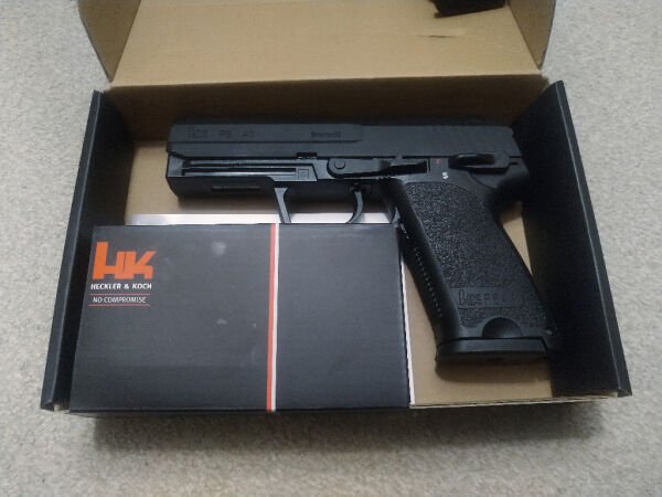 UMAREX Heckler&Koch P8 A1 Airsoft Tabanca - Siyah