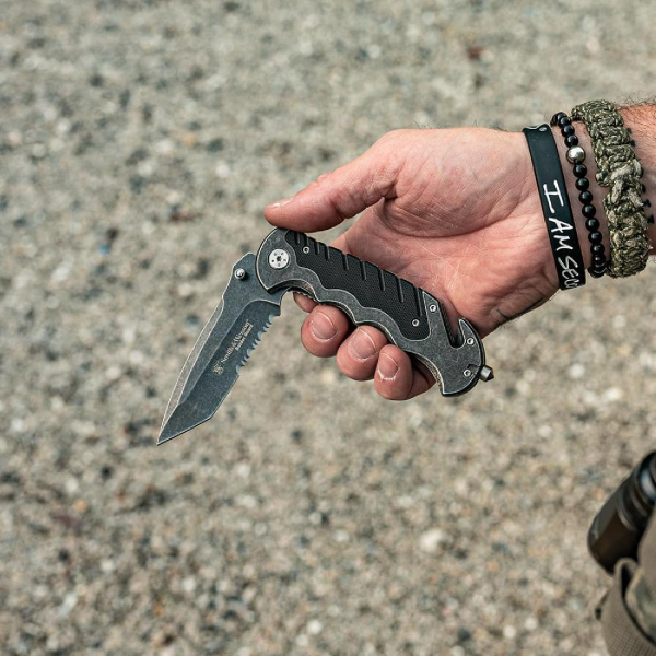 Smith Wesson® Border Guard Liner Lock Tonto Katlanır Çakı SWBG10SCP