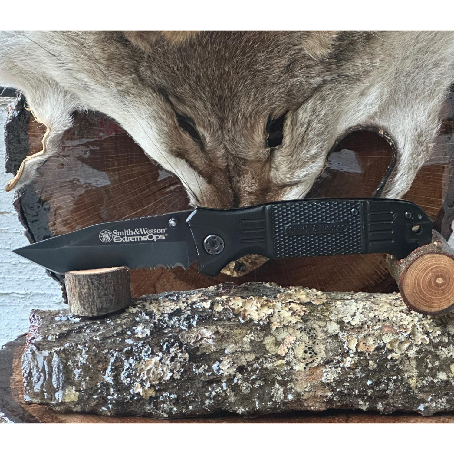 Smith & Wesson® Extreme Ops 2 Tanto Serrated Katlanır Çakı SWEX2TS