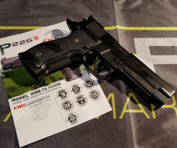 KWC SIG SAUER P226 (KMB74AHN) 4.5MM HAVALI TABANCA
