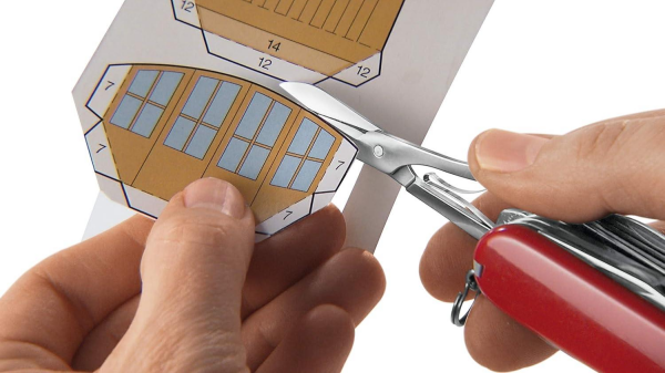 Victorinox 1.3705.AVT Traveller Çakı