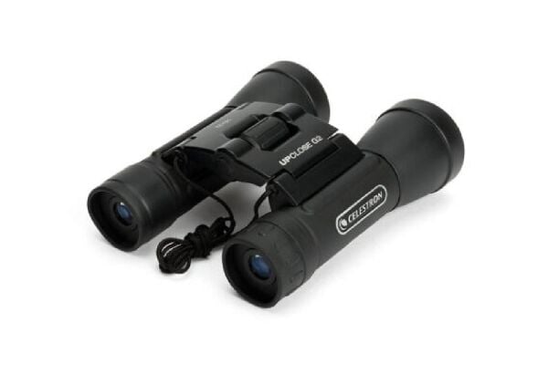 Celestron 71234 UpClose G2 16x32 Roof Dürbün (Kutulu)