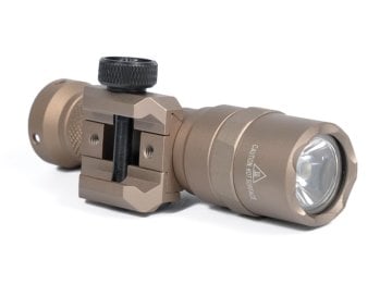 Tactical M300B Mini Scout 400 Lumen 20mm Raylı Tüfek Feneri- Çöl Rengi