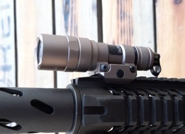 Tactical M300B Mini Scout 400 Lumen 20mm Raylı Tüfek Feneri- Çöl Rengi