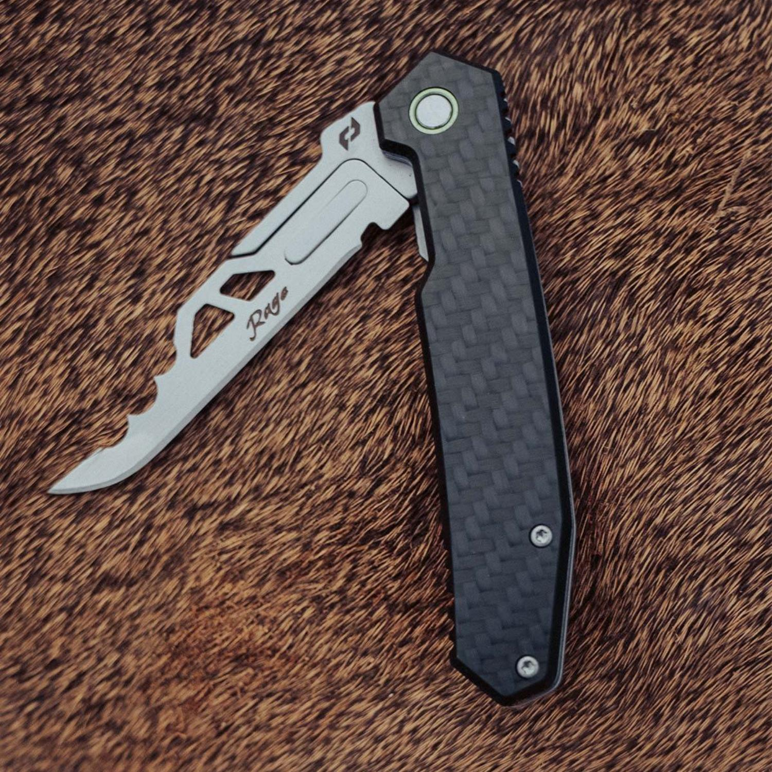 Schrade PHANTOM ENRAGE 7 Değiştirilebilir 6 Bıçaklı CARBON Grip 420A Çelik Katlanır Bıçak (1197648)